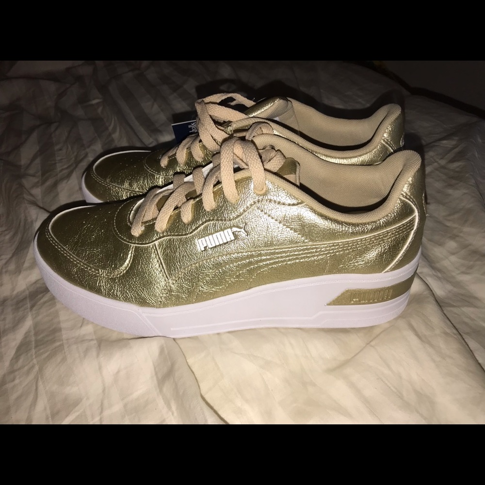 Metallic Gold Soft Foam Puma - Size 11